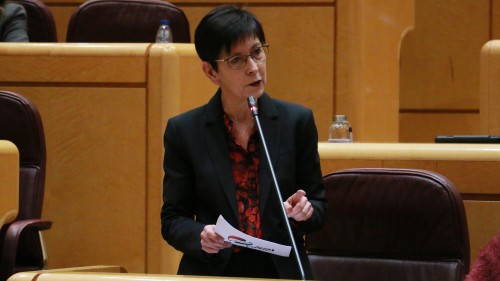 EAJ-PNVk Torres ministroari galdetuko dio ea bateragarri ikusten duen Sekretu Ofizialen Legea Memoria Demokratikoaren defentsarekin