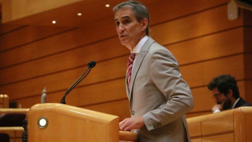 Igotz Lópezek errepideko garraioko profesionalentzako laguntza-mekanismo arinagoak eskatu dizkio Puente ministroari
