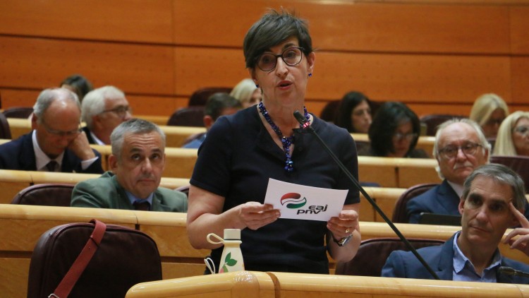 EAJ-PNVk sektore publikoko zerbitzu-kontratuetan malgutasun handiagoa eskatu dio Ogasun ministroari, LGSren eta hitzarmen kolektiboen soldata-igoerei aurre egiteko